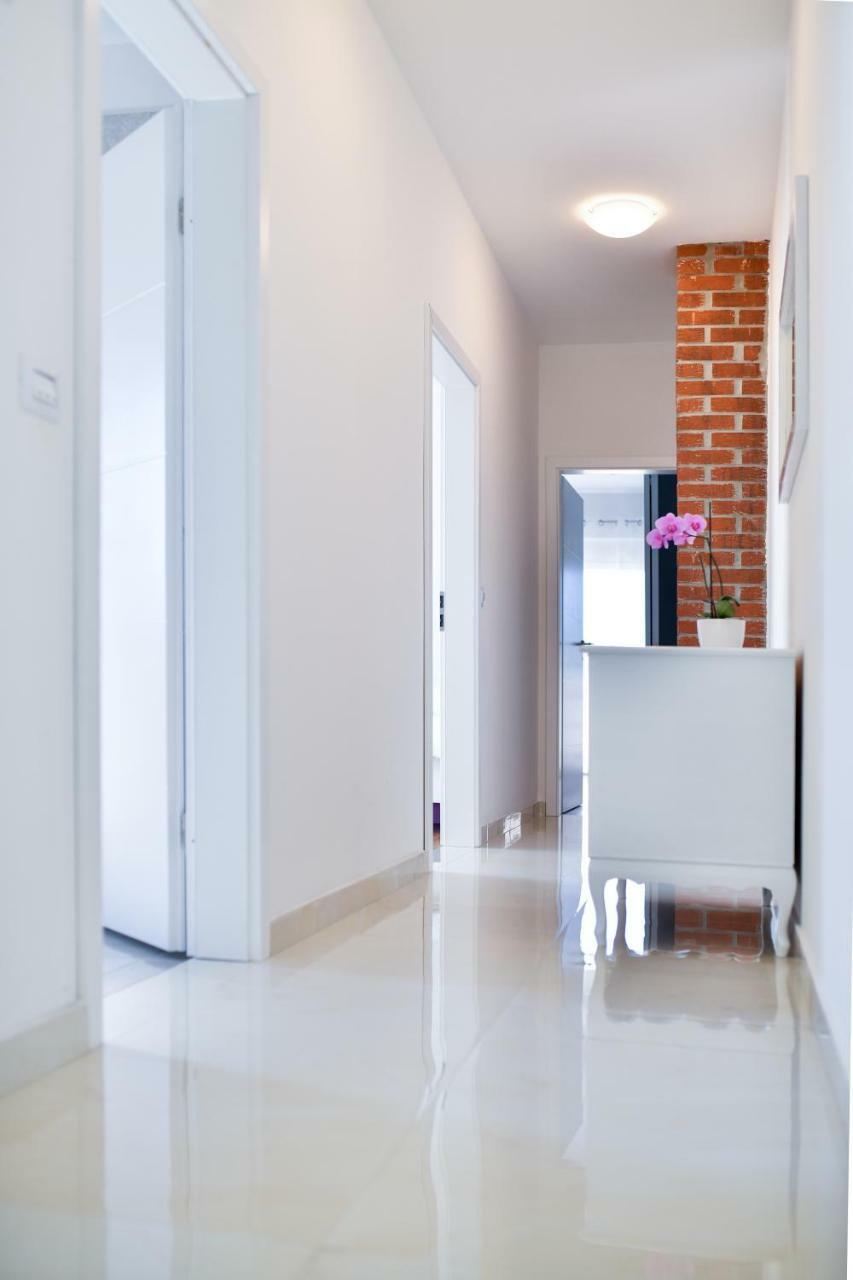 Apartman Space Razanac Exterior photo